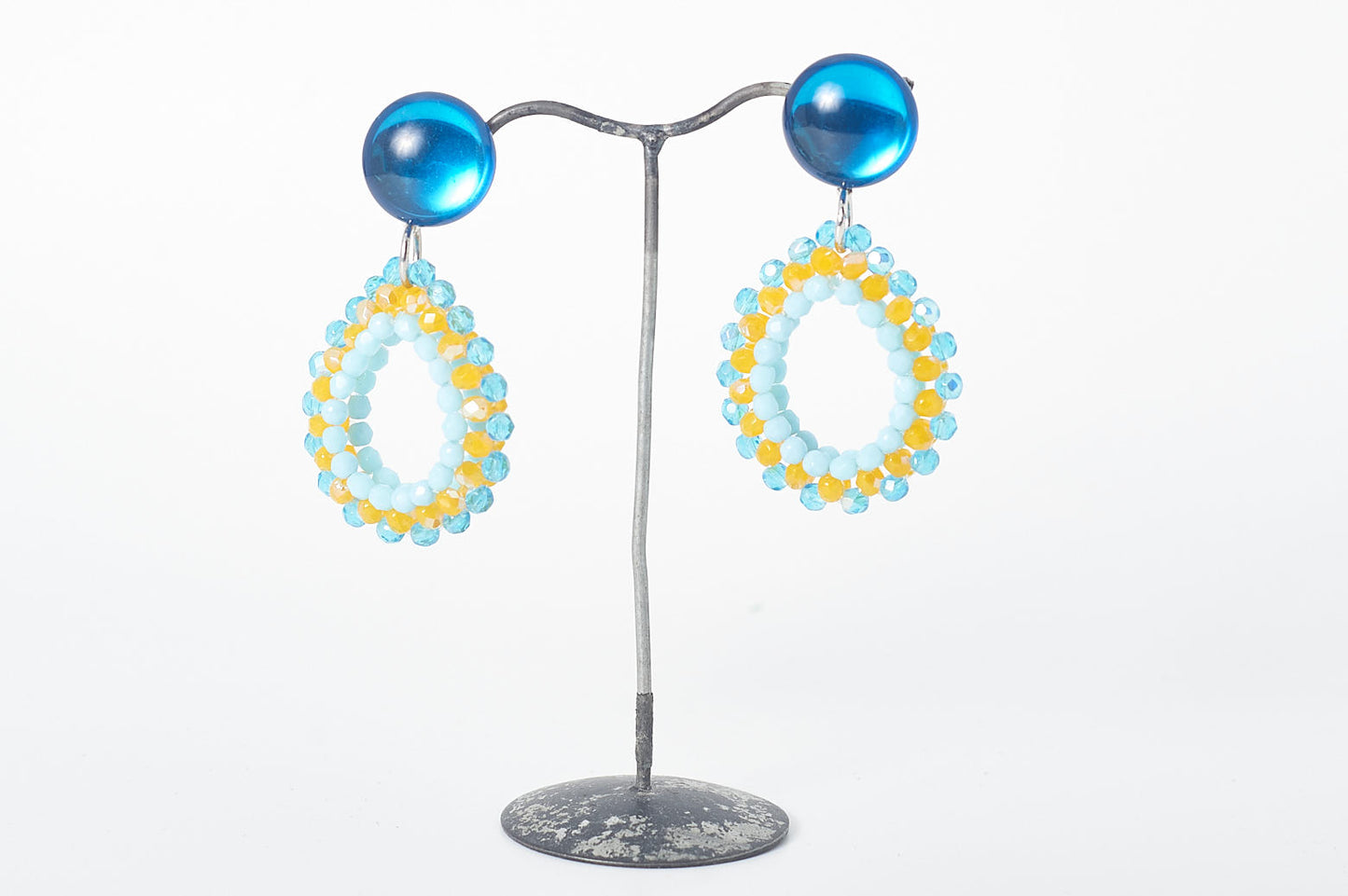 Ohrclips in Tropfenform M, verschiedene Farben