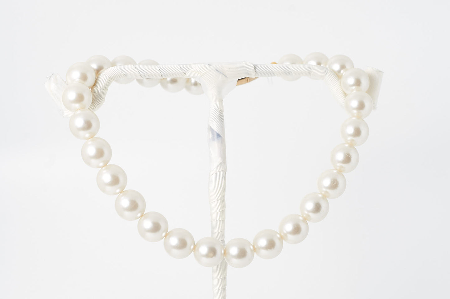 Perlenkette, creme, Kunststoff