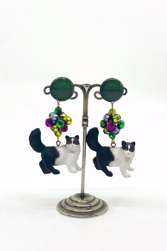 Ohrclips braun-weiße Katzen